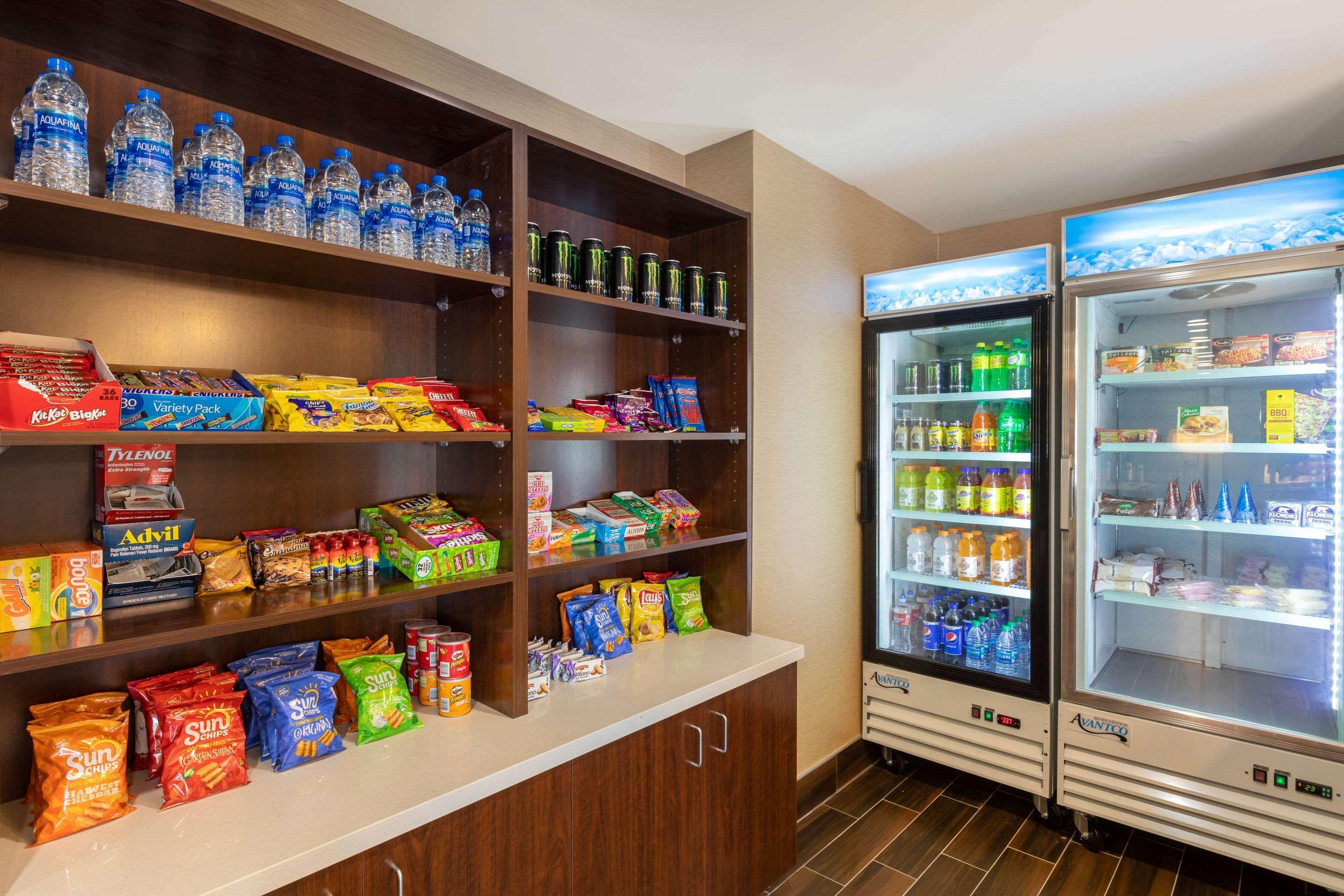 Comfort Inn & Suites Near Ontario Airport Bagian luar foto
